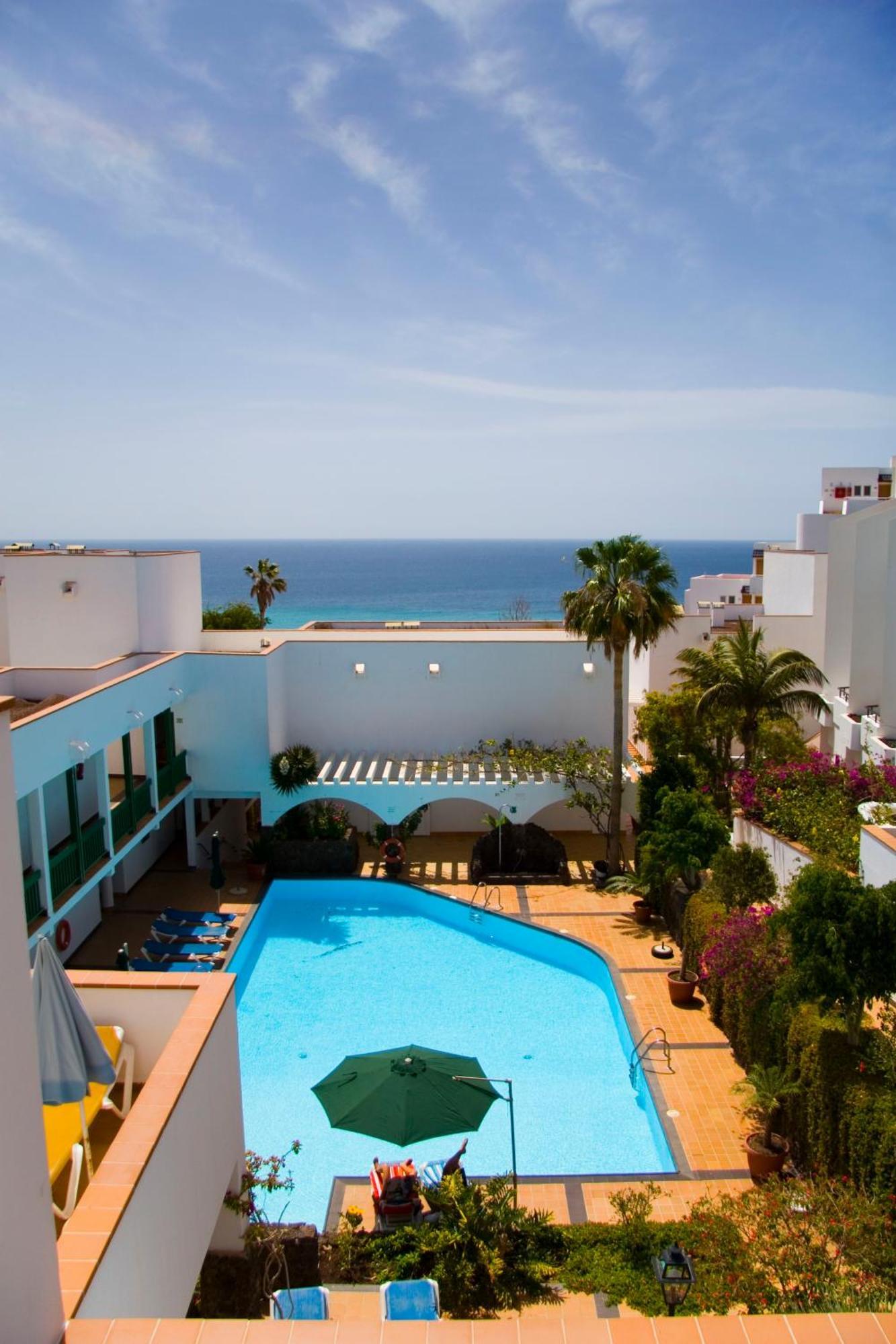 Apartamento Esquinzo Y Monte Del Mar 3*